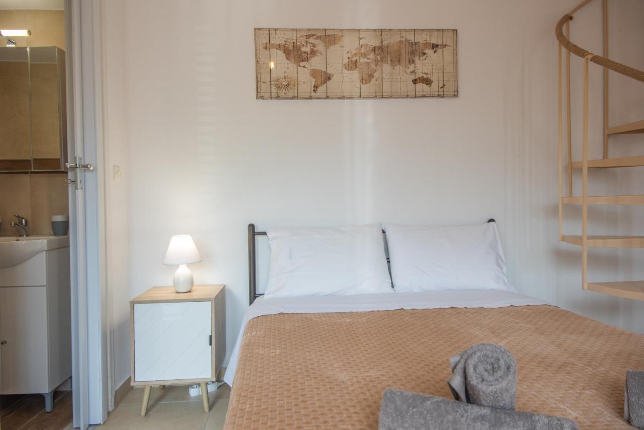 Square Apartament Elounda